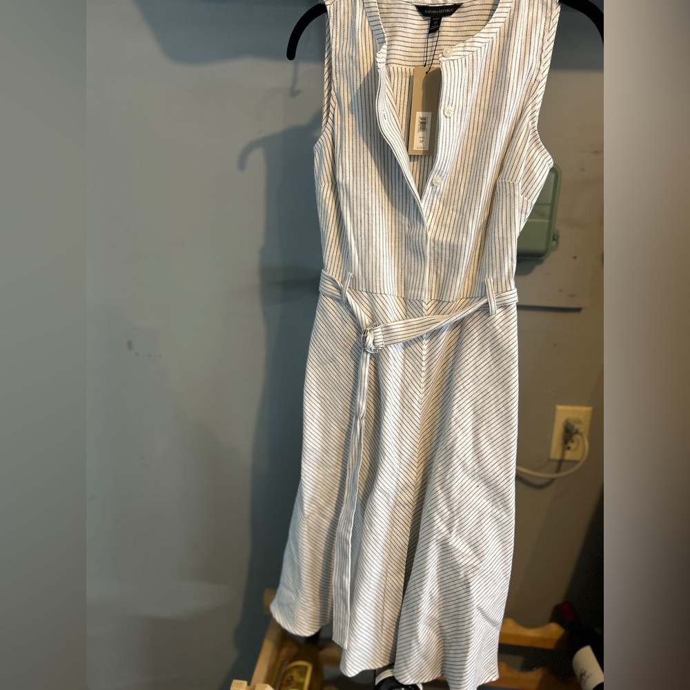 NWT Banana Republic Midi Dress